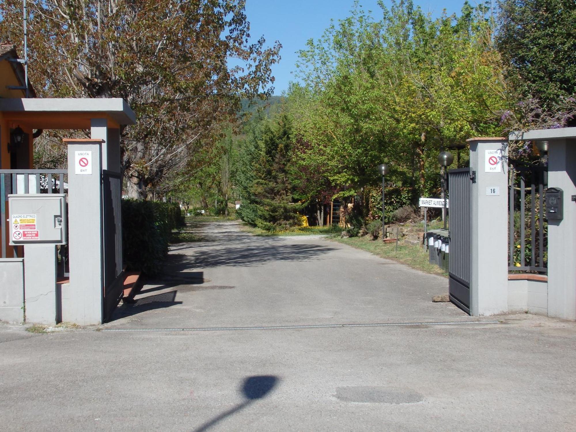 Camping Village La Chiocciola Capannole Luaran gambar